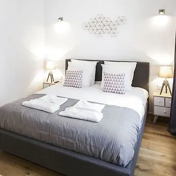 Flandres Appart' 公寓 *